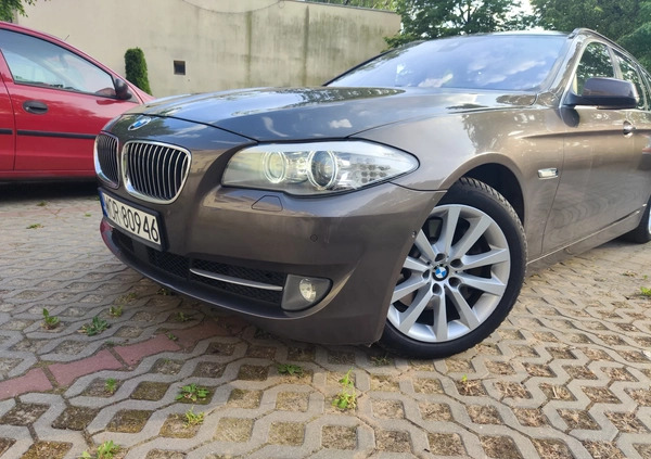 BMW Seria 5 cena 59900 przebieg: 216000, rok produkcji 2012 z Warszawa małe 497